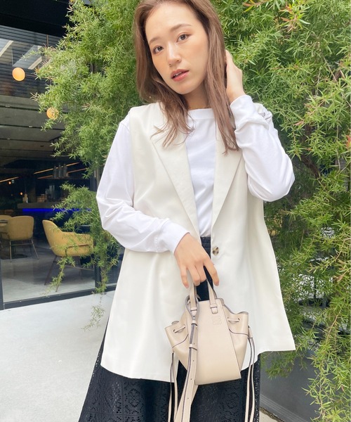 StyleSea（スタイルシー）の「サイドオープンベスト（ベスト・レディース・ブラック/アイボリー/ベージュ・MEDIUM）」の4枚目の写真