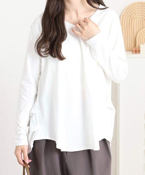 atONE(アットワン)の「atONE 脇タックVネック長袖カットソー(Tシャツ/カットソー・レディース・ブラック/カーキ/オフホワイト/ライトベージュ・M-L/4L~5L/LL~3L)」の18枚目の写真