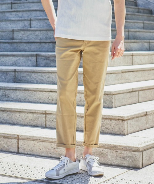 TETE HOMME(テットオム)の「【WEB限定】スリムテーパード カツラギクロップドパンツ(その他パンツ・メンズ・ブラック/ホワイト/ネイビー/ベージュ・SMALL/MEDIUM/LARGE/X-LARGE)」の21枚目の写真