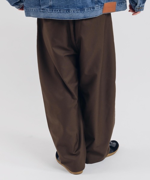 MUHET（ミュエータ）の「【セットアップ可能】アソート２タックパンツ（スラックス・レディース・ネイビー/ブラウン/グレー・X-LARGE/SMALL/MEDIUM）」の5枚目の写真