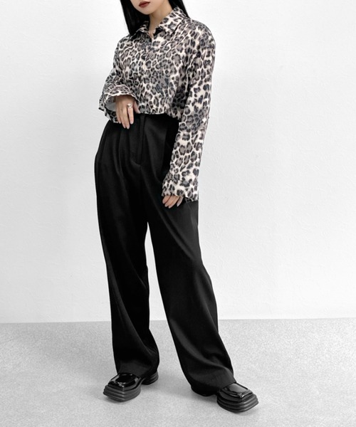 LVEU.(ラブユ.)の「Pattern cropped shirt / パターンクロップドシャツ(シャツ/ブラウス・レディース・レオパード/ゼブラ・FREE)」の7枚目の写真