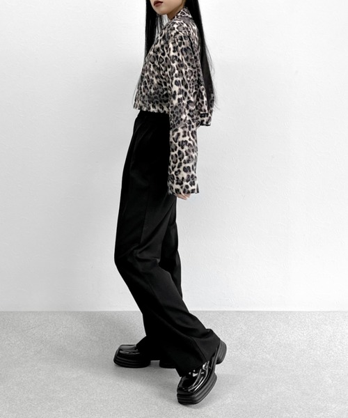 LVEU.(ラブユ.)の「Pattern cropped shirt / パターンクロップドシャツ(シャツ/ブラウス・レディース・レオパード/ゼブラ・FREE)」の8枚目の写真