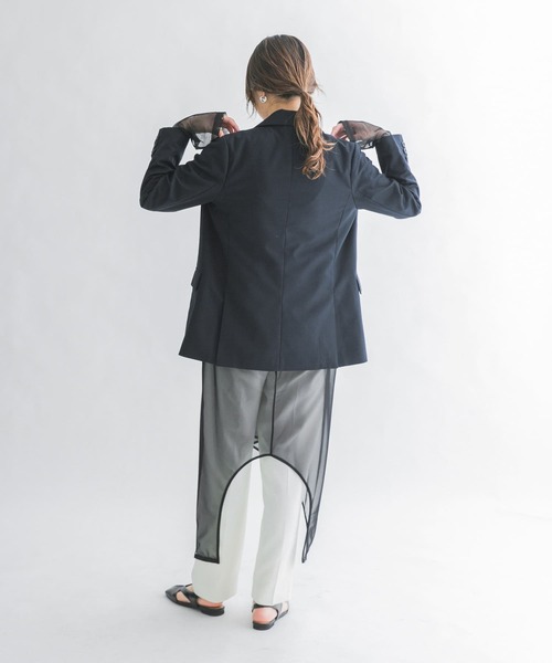 KBF（ケイビーエフ）の「ダブルロングジャケット（テーラードジャケット・レディース・ネイビー/ベージュ・ONE）」の11枚目の写真