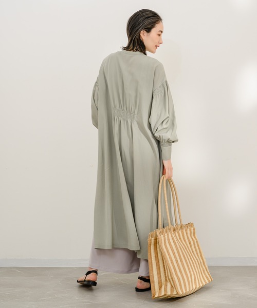 KATHARINE ROSS(キャサリンロス)の「【KATHARINE ROSS】シャーリングシャツワンピース(シャツワンピース・レディース・ブルー/ライトグレー・MEDIUM)」の6枚目の写真
