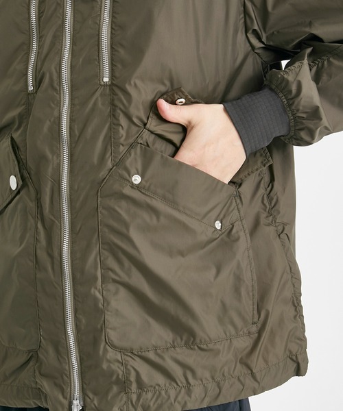WHITE MOUNTAINEERING（ホワイトマウンテニアリング）の