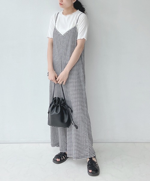 AS KNOW AS plus(アズノゥアズプラス)の「○楊柳サロペットとリブTシャツ セット(サロペット/オーバーオール・レディース・ブラック/ベージュ/チェック・FREE)」の3枚目の写真