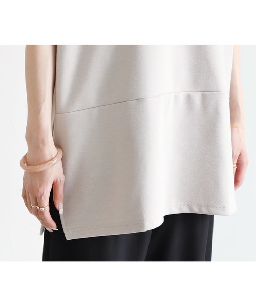 reca（レカ）の「深Vネックベスト（ベスト・レディース・グレイッシュベージュ/ブラック/オレンジ・FREE）」の14枚目の写真