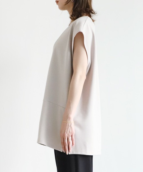 reca（レカ）の「深Vネックベスト（ベスト・レディース・グレイッシュベージュ/ブラック/オレンジ・FREE）」の5枚目の写真