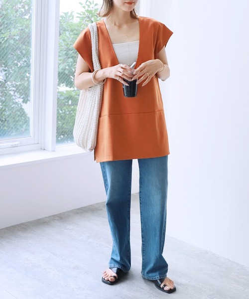 reca（レカ）の「深Vネックベスト（ベスト・レディース・グレイッシュベージュ/ブラック/オレンジ・FREE）」の22枚目の写真