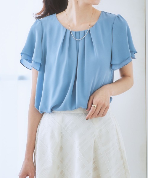 7days Life Styling(セブンデイズライフスタイリング)の「ジョーゼットエアリー半袖トップス カットソー裏地付(シャツ/ブラウス・レディース・グレイッシュベージュ/ライトブルー/ドット/ミント/オフホワイト/キャメル/ブルーグリーン/ライラック/ブラック/ネイビー/ピンク/ストライプ/ホワイト×ブラック/マスタード/ベージュ系その他/ピンク系その他・M/S/LL/L/3L)」の1枚目の写真