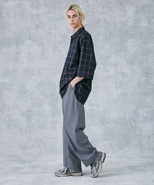 PUBLIC TOKYO（パブリックトウキョウ）の「TWチェックリラックスオーバーシャツ（シャツ/ブラウス・メンズ・ベージュ/ネイビー・1/2）」の21枚目の写真