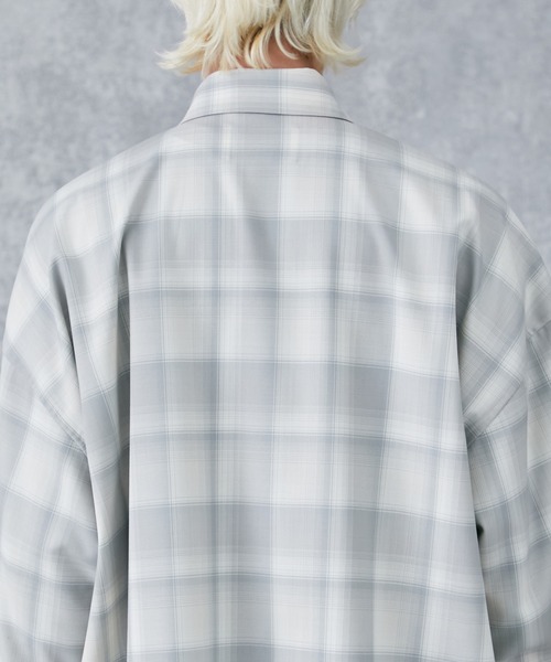 PUBLIC TOKYO（パブリックトウキョウ）の「TWチェックリラックスオーバーシャツ（シャツ/ブラウス・メンズ・ベージュ/ネイビー・1/2）」の13枚目の写真