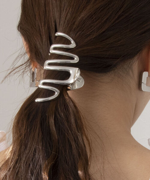 NOLLEY’S Sophi（ノーリーズソフィ）の「ラセンメタルクリップ（バレッタ/ヘアクリップ・レディース・ゴールド/シルバー・FREE）」の8枚目の写真