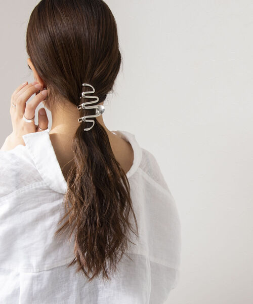 NOLLEY’S Sophi（ノーリーズソフィ）の「ラセンメタルクリップ（バレッタ/ヘアクリップ・レディース・ゴールド/シルバー・FREE）」の9枚目の写真
