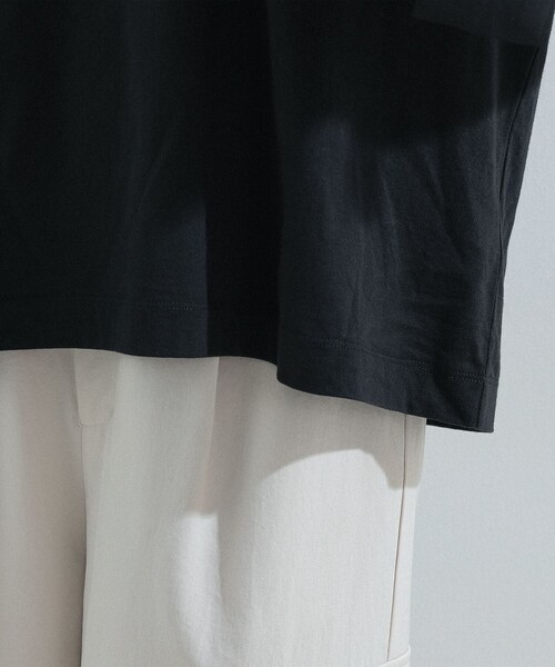 Ray BEAMS（レイビームス）の「Ray BEAMS / アーム リボン クルーネック Tシャツ（Tシャツ/カットソー・レディース・ブラック/ホワイト・ONE SIZE）」の7枚目の写真