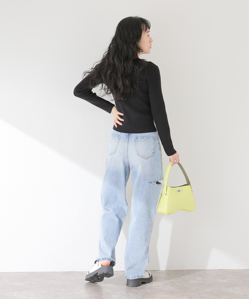 ANNA SUI NYC（アナ スイ エヌ ワイ シー）の「【ANNA SUI NYC/ アナスイエヌワイシー】リブニットトップス（ニット/セーター・レディース・ブラック/ホワイト・MEDIUM/LARGE）」の5枚目の写真