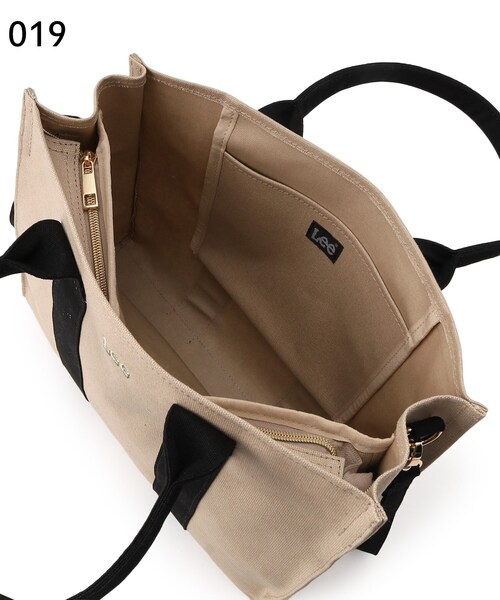 Lee（リー）の「【Lee別注】スクエアA4 2WAYトート【A4サイズ収納可】（トートバッグ・レディース・チャコールグレー/ブラック/ライトベージュ・00）」の11枚目の写真