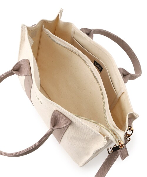 Lee（リー）の「【Lee別注】スクエアA4 2WAYトート【A4サイズ収納可】（トートバッグ・レディース・チャコールグレー/ブラック/ライトベージュ・00）」の19枚目の写真