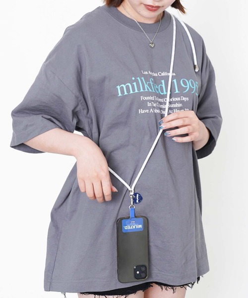 MILKFED.（ミルクフェド）の「MILKFED. PHONE STRAP BLUE（スマホグッズ・レディース・ブルー・ONE SIZE）」の5枚目の写真