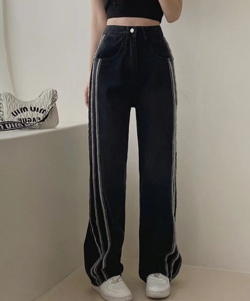 DIAVEL（ディアベル）の「サイドフリンジワイドデニムパンツ（デニムパンツ・レディース・ブルー/ブラック・S/M/L）」の12枚目の写真