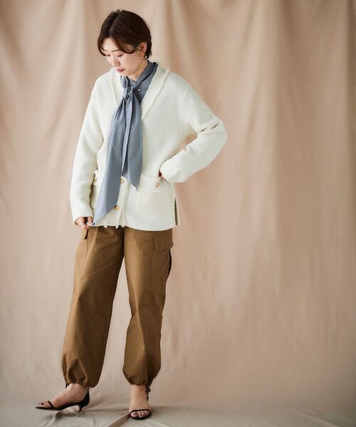 le.coeur blanc（ルクールブラン）の「コットンツイル2wayカーゴパンツ（カーゴパンツ・レディース・ブラック/ブラウン・38/36）」の3枚目の写真