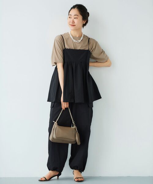 le.coeur blanc（ルクールブラン）の「コットンツイル2wayカーゴパンツ（カーゴパンツ・レディース・ブラック/ブラウン・38/36）」の11枚目の写真