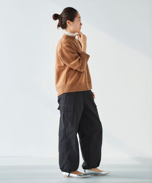 le.coeur blanc（ルクールブラン）の「コットンツイル2wayカーゴパンツ（カーゴパンツ・レディース・ブラック/ブラウン・38/36）」の22枚目の写真