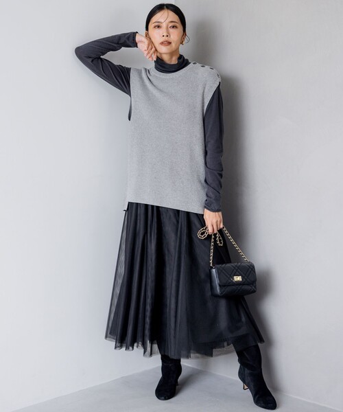 23区(ニジュウサンク)の「【洗える】コットンカシミヤ ニットベスト(ベスト・レディース・ライトグレー系/ネイビー系/グレー系/ベージュ系・32)」の6枚目の写真