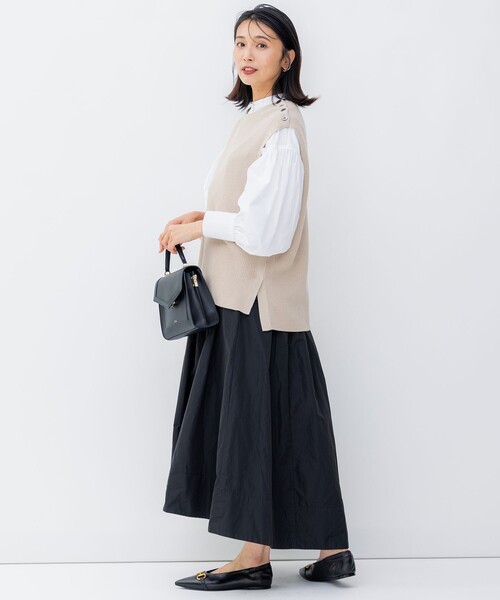 23区(ニジュウサンク)の「【洗える】コットンカシミヤ ニットベスト(ベスト・レディース・ライトグレー系/ネイビー系/グレー系/ベージュ系・32)」の11枚目の写真