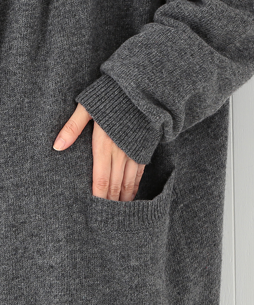 CAROLINA GLASER（カロリナ グレイサー）の「CAROLINA GLASER / ロング フードニットコーディガン（カーディガン/ボレロ・レディース・グレー/ブラウン・ONE SIZE）」の6枚目の写真