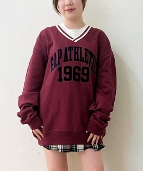 GAP（ギャップ）の「GAP "ATHLETIC" アーチロゴ スウェット・トレーナー(ユニセックス)（スウェット・メンズ・レッド/ブラウン/グリーン/ネイビー・L/XS/M/S/XL）」の4枚目の写真