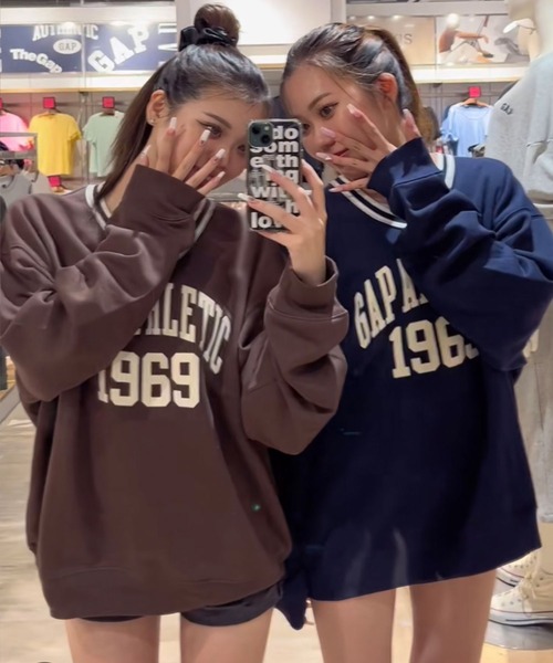 GAP（ギャップ）の「GAP "ATHLETIC" アーチロゴ スウェット・トレーナー(ユニセックス)（スウェット・メンズ・レッド/ブラウン/グリーン/ネイビー・L/XS/M/S/XL）」の20枚目の写真