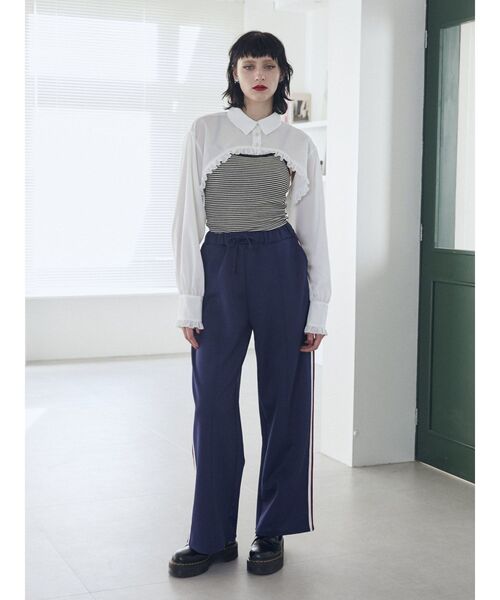 jouetie（ジュエティ）の「カラーライントラックパンツ（その他パンツ・レディース・ネイビー/ブラック/グリーン・MEDIUM）」の21枚目の写真