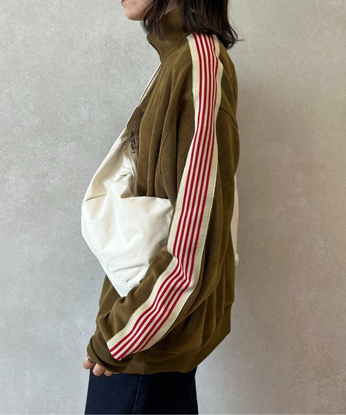 CPCM（シーピーシーエム）の「コーデュロイトラックジャケット（ブルゾン・レディース・アイボリー/オリーブ/グリーン/チャコールグレー・FREE）」の11枚目の写真