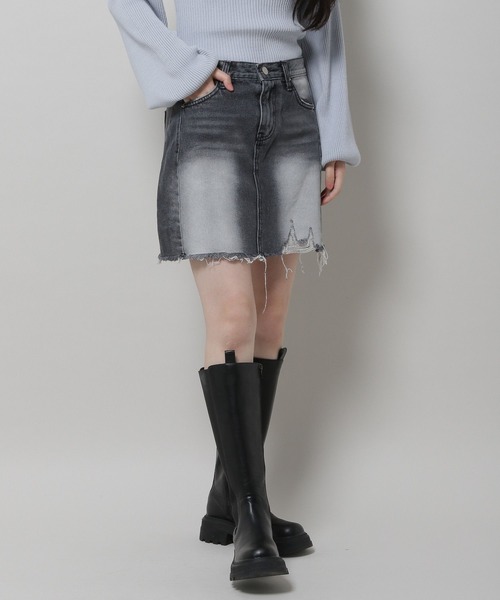 3.3 Field Trip （3.3フィールドトリップ）の「3.3 Field Trip／ダメージデニムスカート  2978697（デニムスカート・レディース・ブラック/ライトブルー・SMALL/MEDIUM）」の11枚目の写真