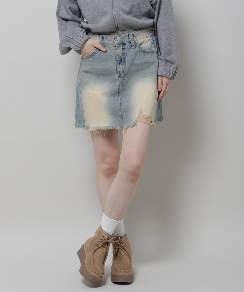 3.3 Field Trip （3.3フィールドトリップ）の「3.3 Field Trip／ダメージデニムスカート  2978697（デニムスカート・レディース・ブラック/ライトブルー・SMALL/MEDIUM）」の6枚目の写真