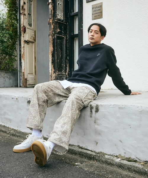 NIKE（ナイキ）の「ナイキ エア フォース 1 '07 メンズシューズ / Nike Air Force 1 '07Men's Shoes＜24-30cm 展開＞（スニーカー・メンズ・グレー系その他/グリーン系その他2・30/25/25.5/27.5/24/24.5/26/26.5/29/29.5/27/28/28.5）」の22枚目の写真