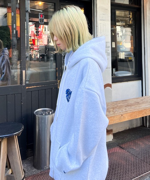 ♡モカページ ♡ 手書き風メッセージロゴ オーバーサイズ ニットプルオーバー