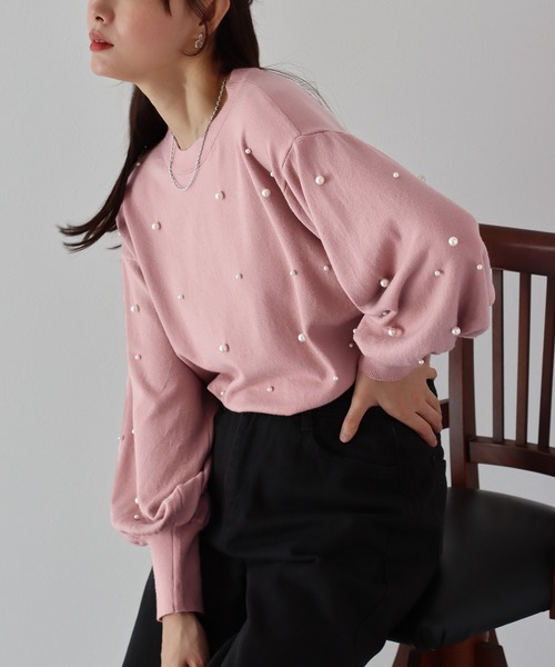 BLUEEAST(ブルーイースト)の「パール付きボリューム袖もちもちニット(ニット/セーター・レディース・グレー/ピンク/ブラック/アイボリー・MEDIUM)」の4枚目の写真