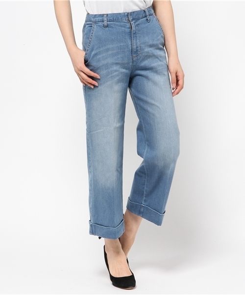 GALLARDAGALANTE(ガリャルダガランテ)の「デニムワイドクロップドパンツ(その他パンツ・レディース・ライトブルー・0/1)」の1枚目の写真