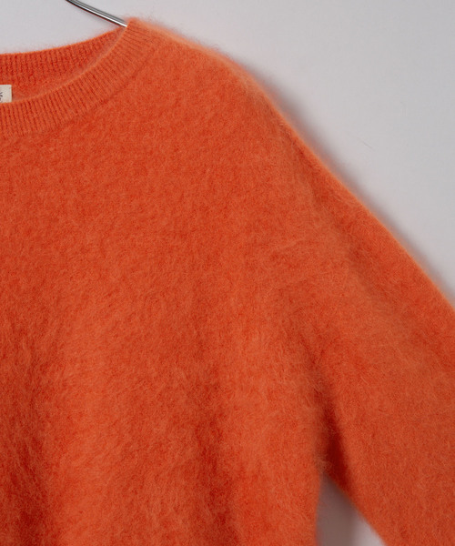 ROPE'（ロペ）の「【一部店舗限定】カシミヤ100％ クルーネックファーニット（ニット/セーター・レディース・ブラック/ネイビー・FREE）」の14枚目の写真