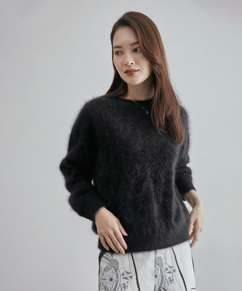 ROPE'（ロペ）の「【一部店舗限定】カシミヤ100％ クルーネックファーニット（ニット/セーター・レディース・ブラック/ネイビー・FREE）」の20枚目の写真