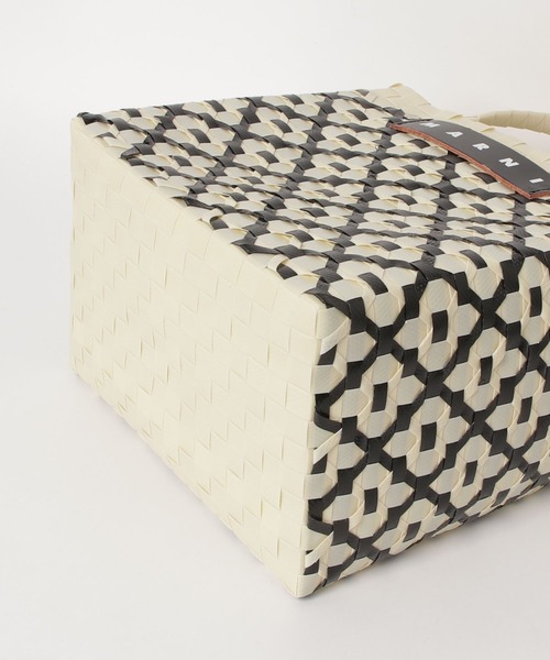 MARNI MARKET（マルニマーケット）の「ダイヤモンドバスケット（かご