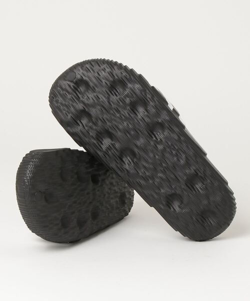 adidas(アディダス)の「アディレッタ 22 サンダル / Adilette 22 Slides / アディダスオリジナルス adidas Originals(サンダル・メンズ・ホワイト×ブラック/ブラック×ホワイト/ベージュ/ベージュ系その他・25.5cm/26.5cm/27.5cm/28.5cm/23.5cm/24.5cm/22.5cm)」の18枚目の写真
