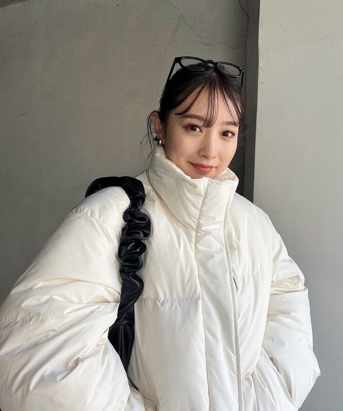 y/m by 村岡美里（イムバイムラオカミサト）の「ドローコードショルダーBAG（ショルダーバッグ・レディース・ブラック/アイボリー・FREE）」の5枚目の写真