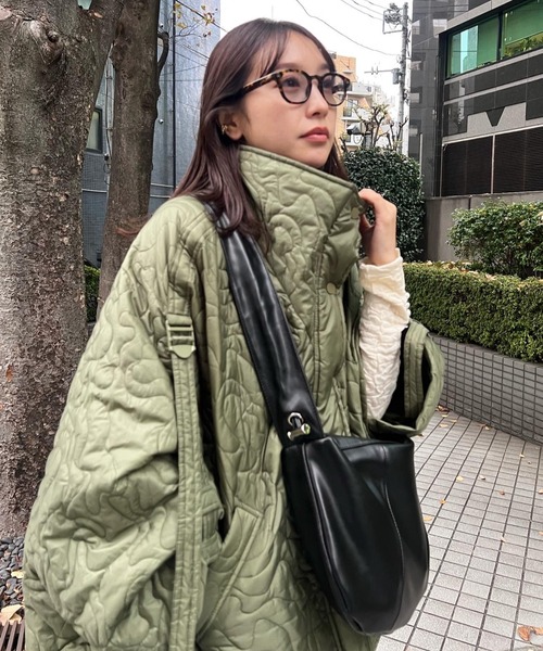 y/m by 村岡美里（イムバイムラオカミサト）の「ドローコードショルダーBAG（ショルダーバッグ・レディース・ブラック/アイボリー・FREE）」の12枚目の写真