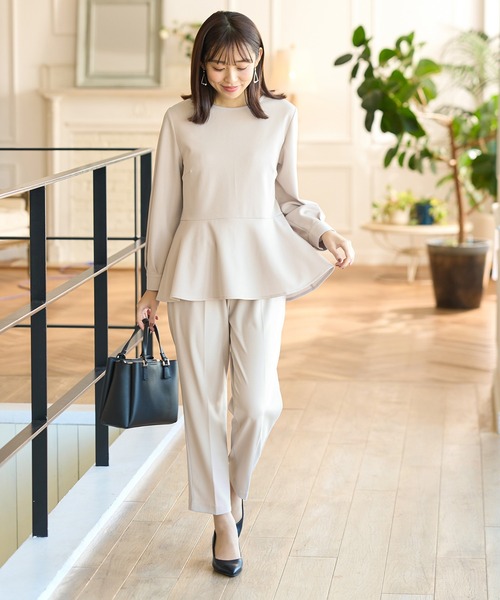 Honeys（ハニーズ）の「しわになりにくいストレッチテーパードパンツ（スラックス・レディース・ネイビー/ブラック/ベージュ/グレイッシュベージュ・L/LL/M/S/3L）」の9枚目の写真