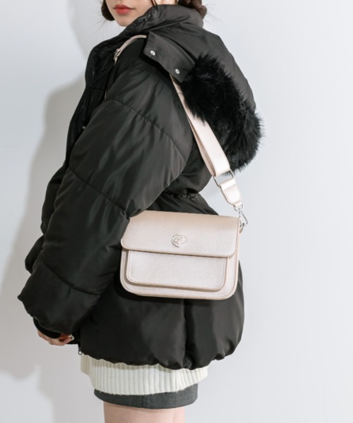 OLIVE des OLIVE（オリーブデオリーブ）の「エンブレム付ラインショルダーバッグ　1041120010（ショルダーバッグ・レディース・ピンク/アイボリー/ブラック・FREE）」の12枚目の写真