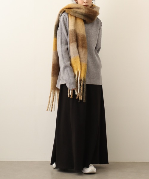 Chiaro（キアロ）の「chiaro リブモール調ニット（ニット/セーター・レディース・ラベンダー/グレー/アイボリー/エメラルド/ライム・40）」の13枚目の写真