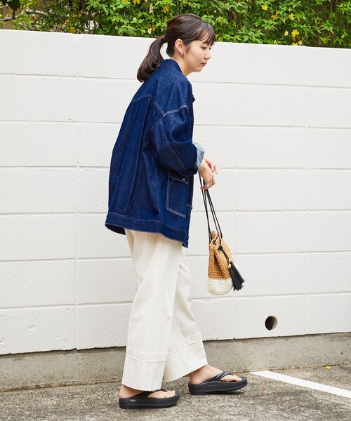 FREAK'S STORE(フリークスストア)の「WEB限定 ビッグシルエット デニムジャケット(デニムジャケット・レディース・ブルー/グレー/ブラック/ネイビー・フリ-)」の14枚目の写真